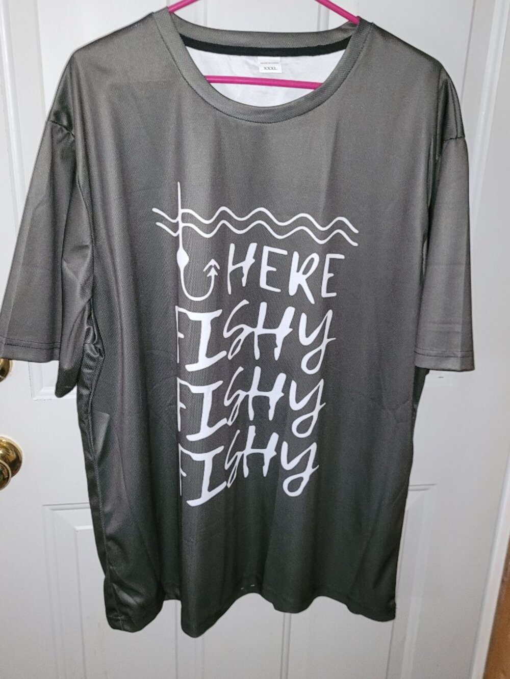 NWOT - Here Fishy, Fishy, Fishy T-Shirt Size XXXL